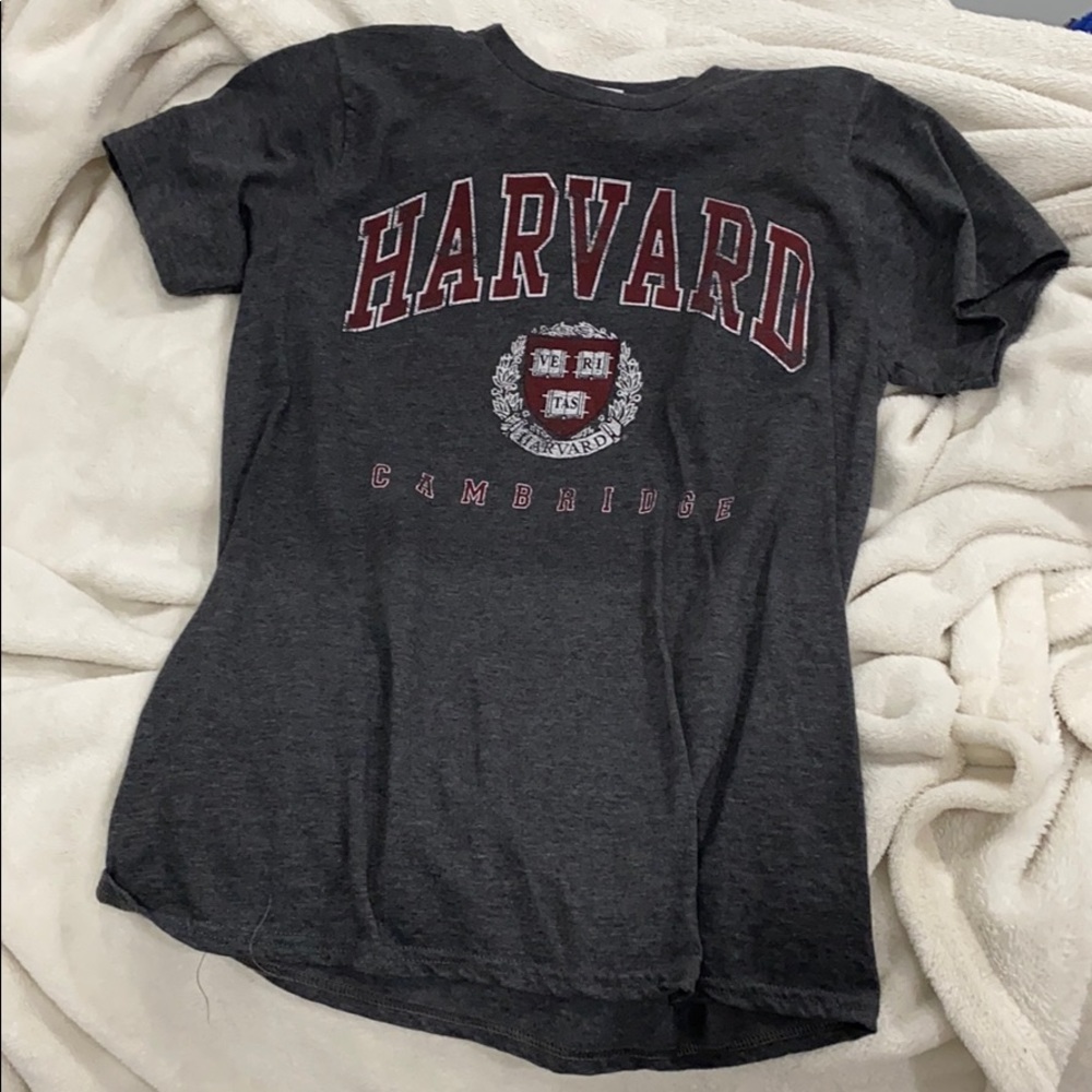 harvard tee shirt